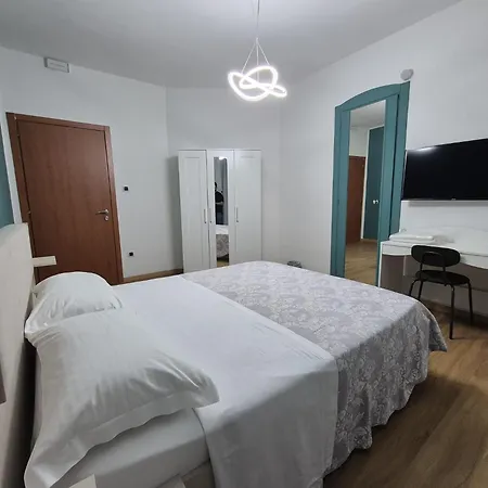 Il Giramondo فندق مبيت وإفطار أفيرسا